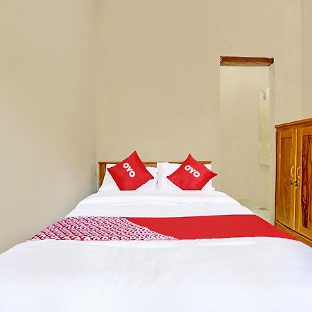 Oyo 91261 Cita Suraya Homestay Banyuwangi  Exterior photo