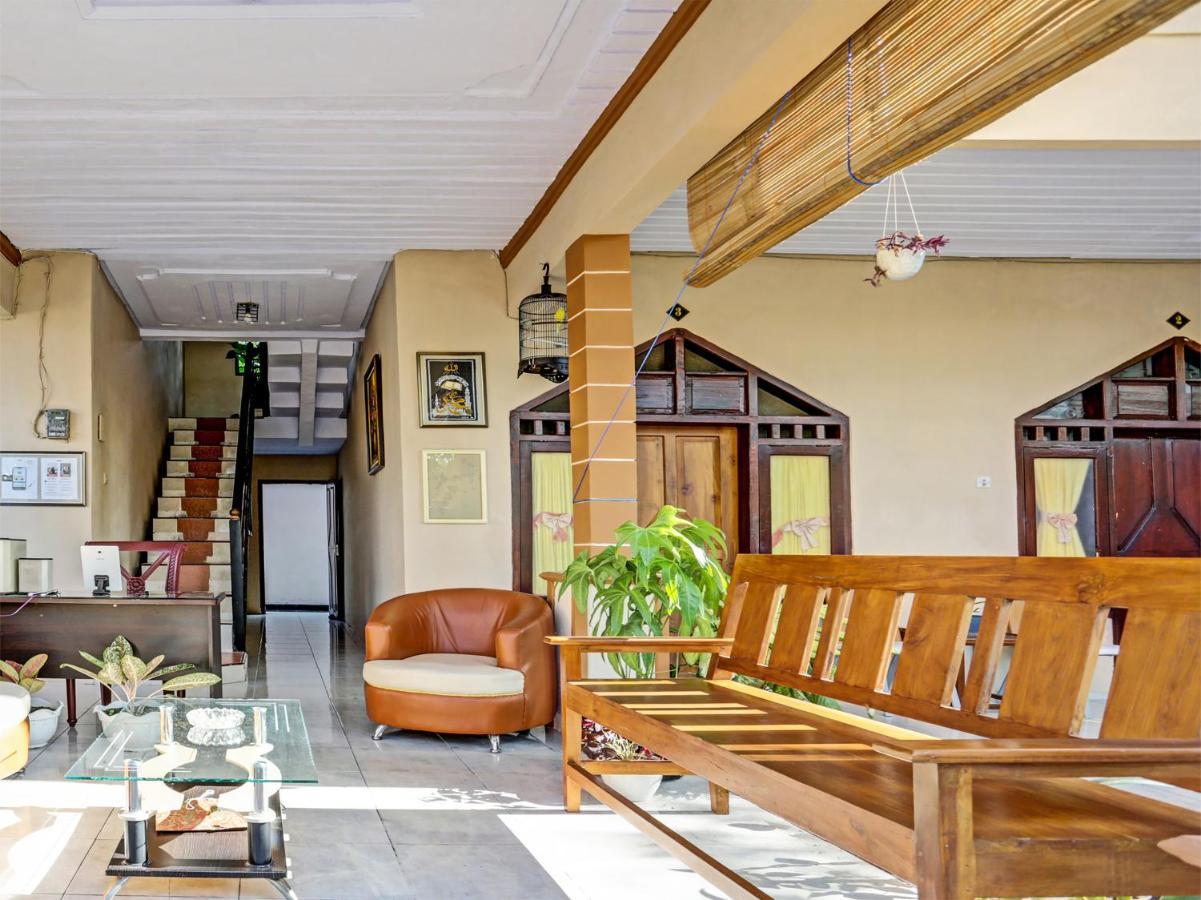 Oyo 91261 Cita Suraya Homestay Banyuwangi  Exterior photo