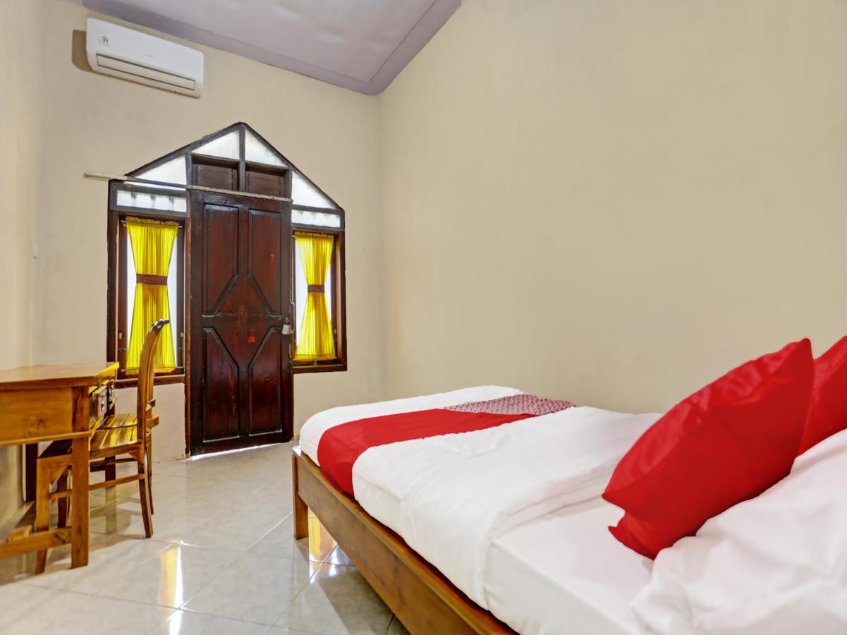 Oyo 91261 Cita Suraya Homestay Banyuwangi  Exterior photo